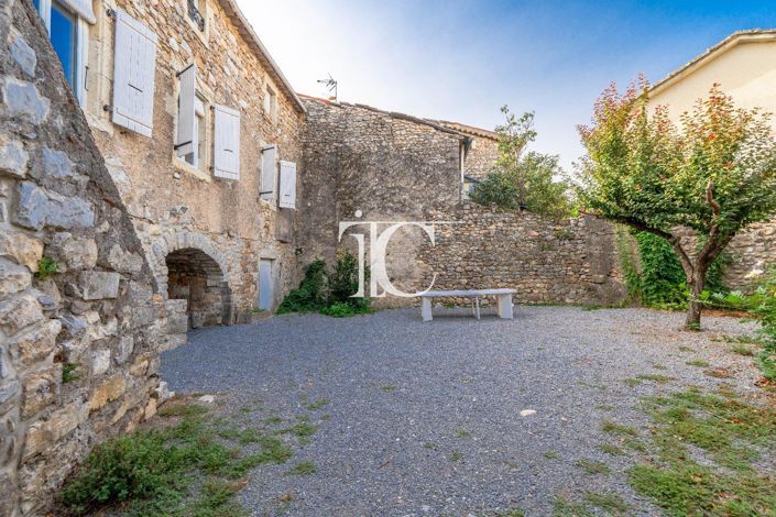 Image No.16-5 Bed House for sale