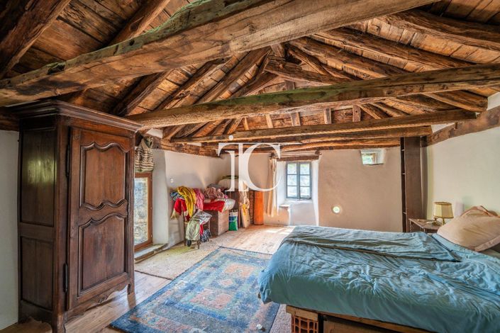 Image No.5-2 Bed House for sale