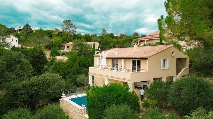 Image No.14-3 Bed House for sale