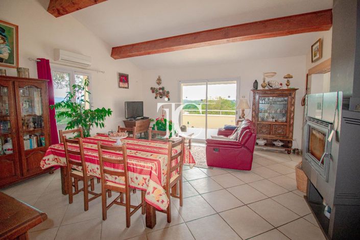 Image No.4-3 Bed House for sale