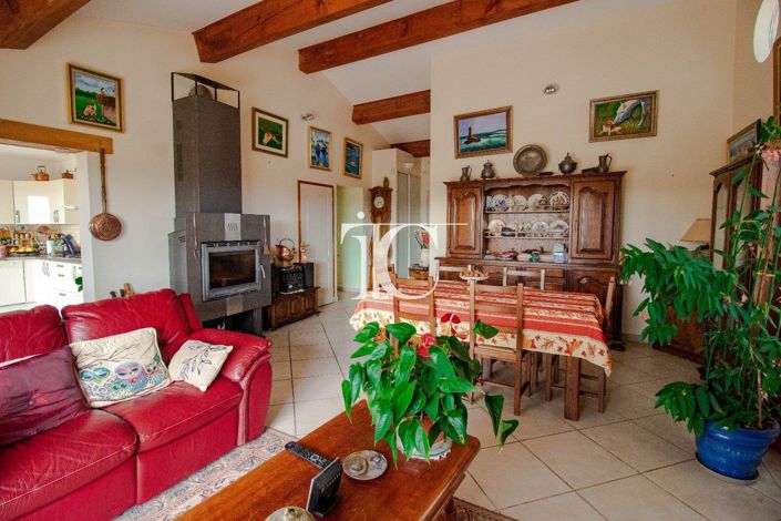 Image No.7-3 Bed House for sale