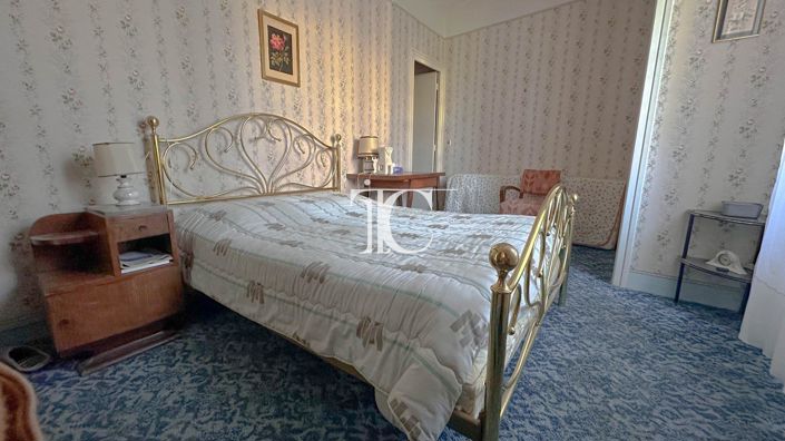 Image No.9-3 Bed House for sale