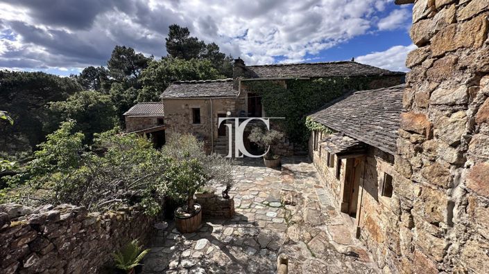 Image No.4-Propriété de 9 chambres à vendre à Les Vans