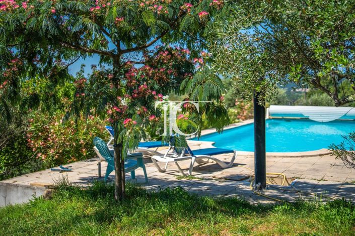 Image No.20-Propriété de 7 chambres à vendre à Vinezac