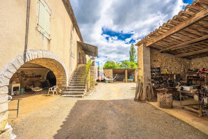 Image No.6-4 Bed House for sale