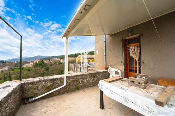 Image No.10-3 Bed House for sale