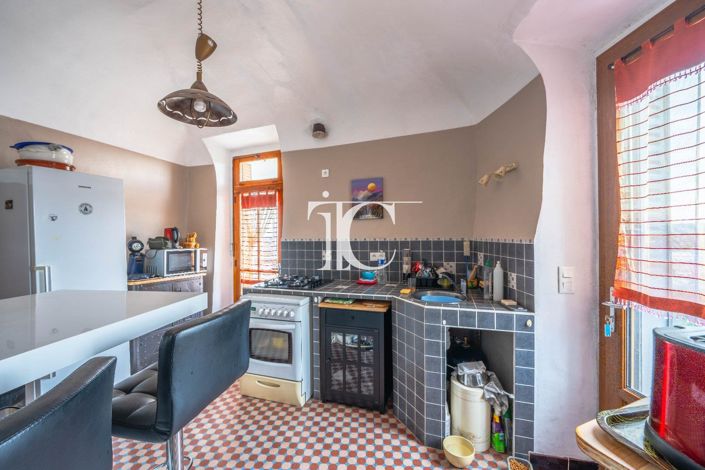 Image No.13-3 Bed House for sale