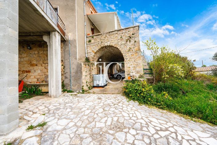 Image No.19-3 Bed House for sale