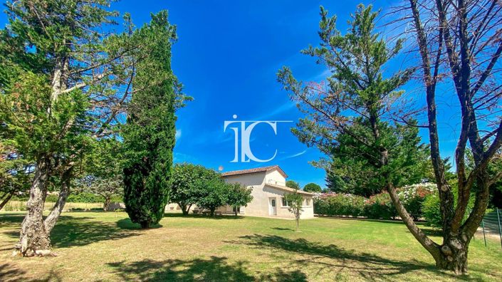 Image No.11-2 Bed House for sale