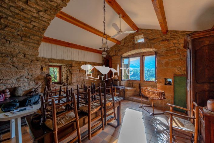 Image No.10-3 Bed House for sale