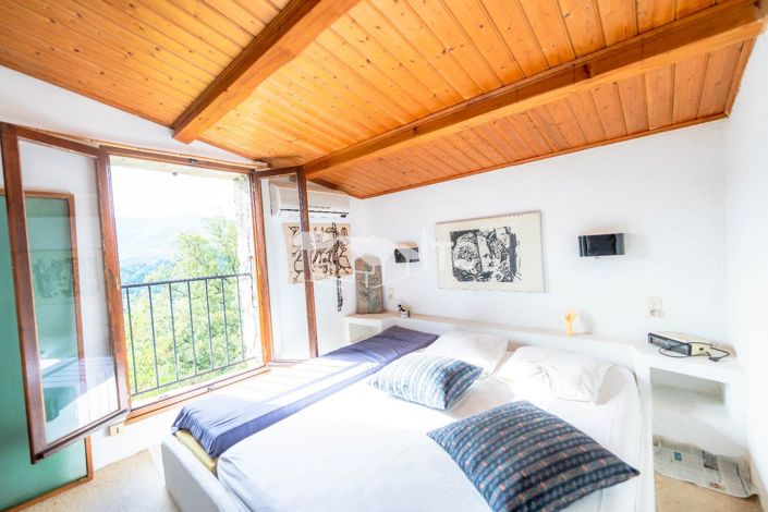 Image No.13-3 Bed House for sale