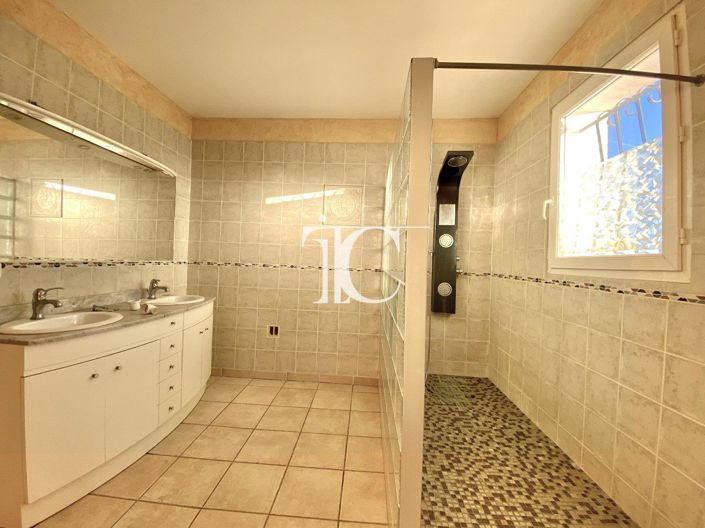 Image No.8-Maison de 4 chambres à vendre à Les Mages