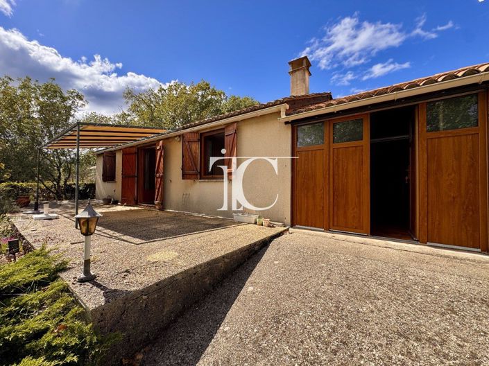 Image No.17-2 Bed House for sale