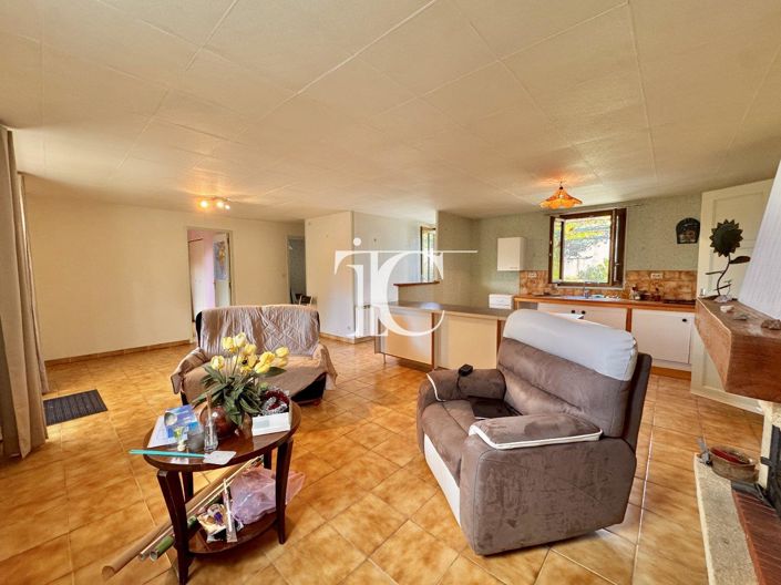 Image No.6-2 Bed House for sale