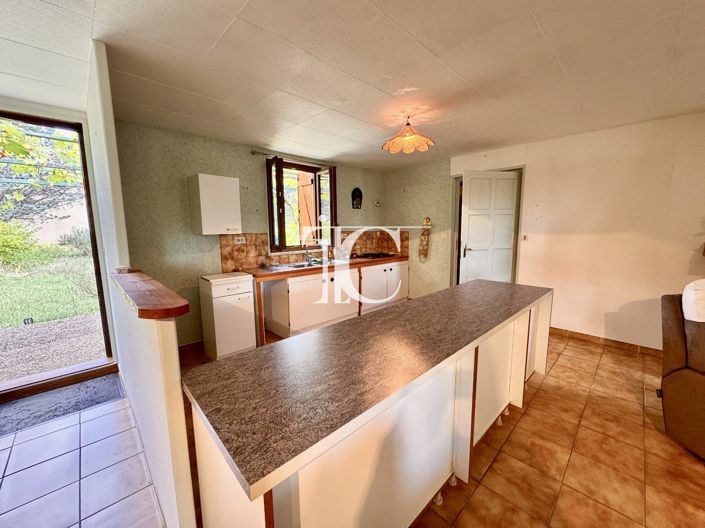 Image No.7-2 Bed House for sale