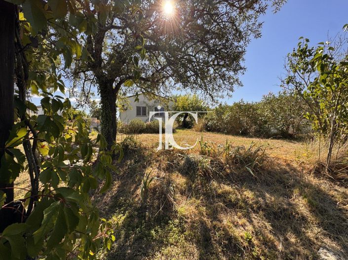 Image No.3-Maison de 2 chambres à vendre à Banne