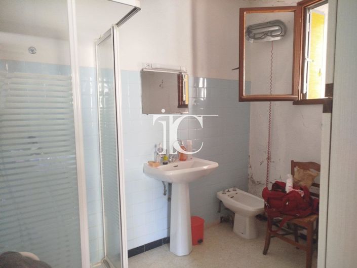 Image No.11-4 Bed House for sale