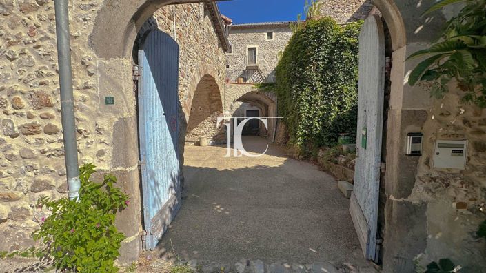 Image No.3-Maison de 2 chambres à vendre à Meyrannes