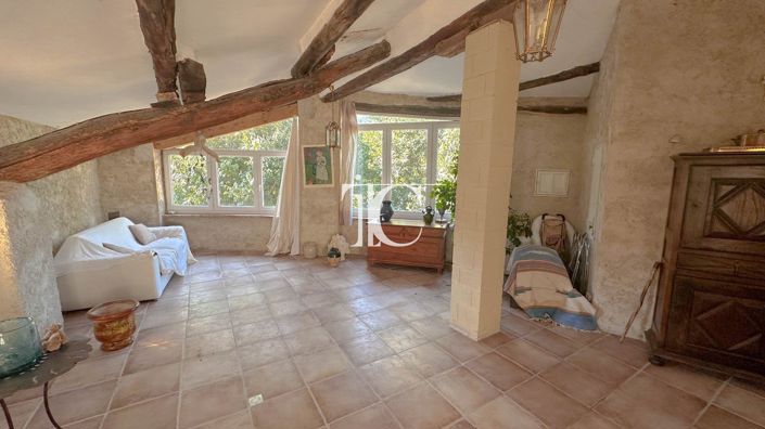 Image No.5-2 Bed House for sale