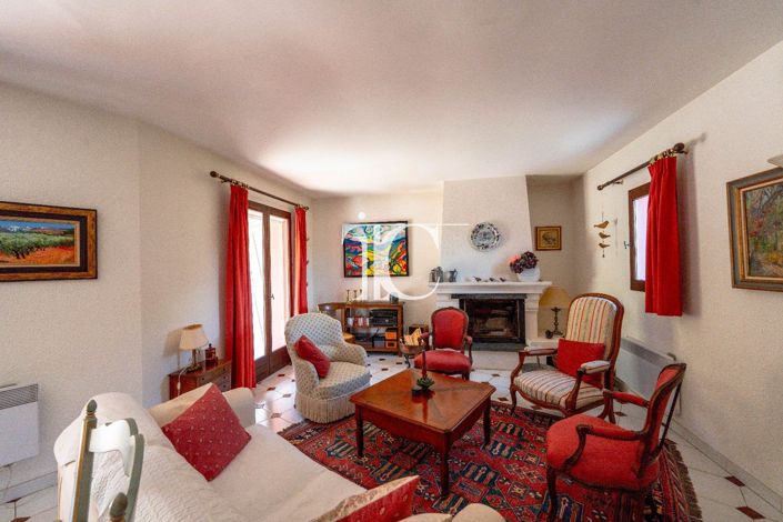 Image No.8-3 Bed House for sale