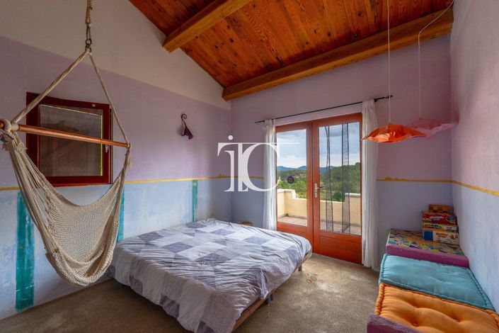 Image No.6-Maison de 4 chambres à vendre à Banne