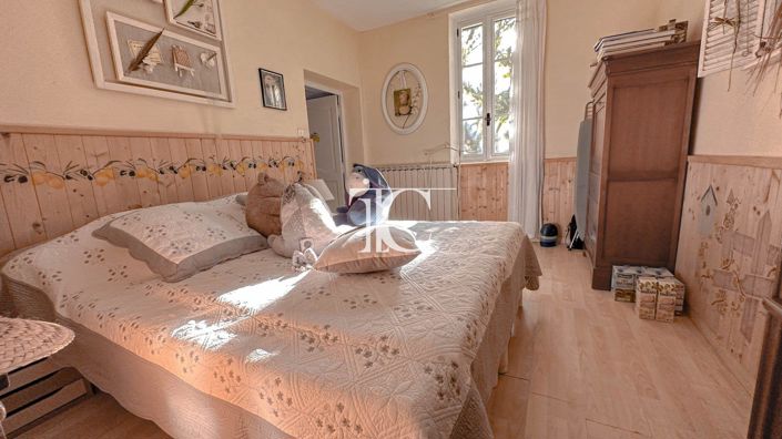 Image No.8-Maison de 3 chambres à vendre à Meyrannes