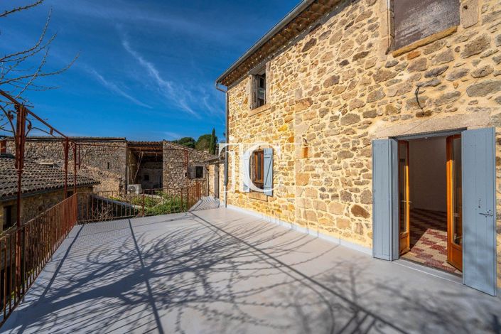 Image No.14-3 Bed Apartment for sale