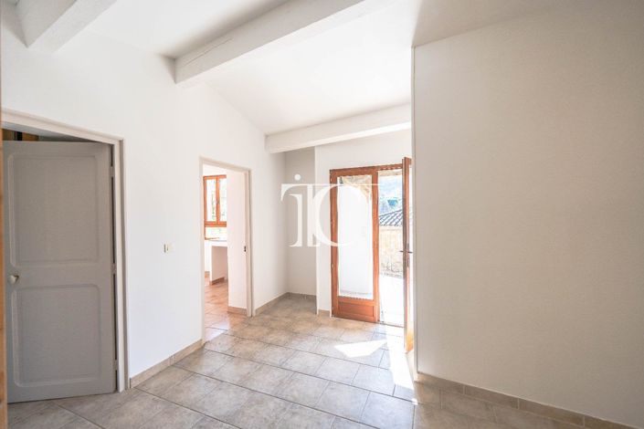 Image No.7-3 Bed Apartment for sale