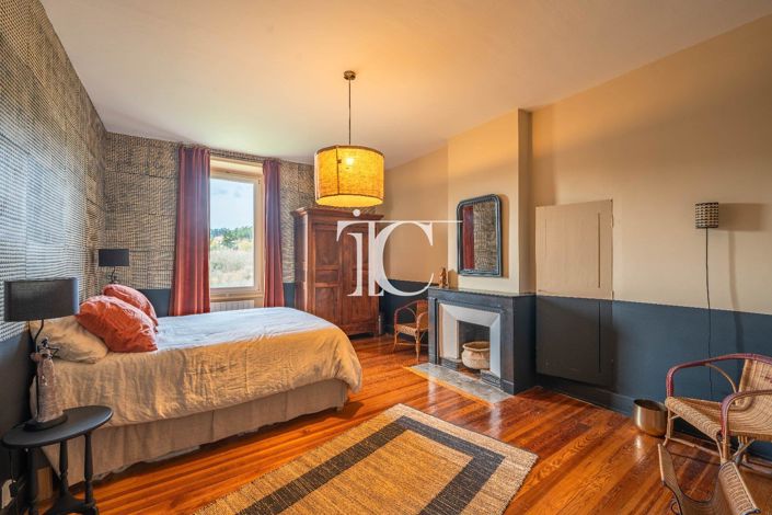 Image No.15-Propriété de 7 chambres à vendre à Vinezac