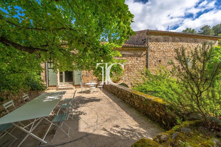 Image No.5-Propriété de 7 chambres à vendre à Vinezac