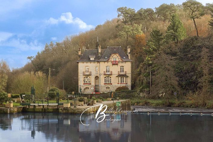 Image No.2-Maison de 8 chambres à vendre à Pontivy