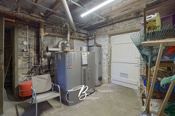 Image No.20-8 Bed House for sale