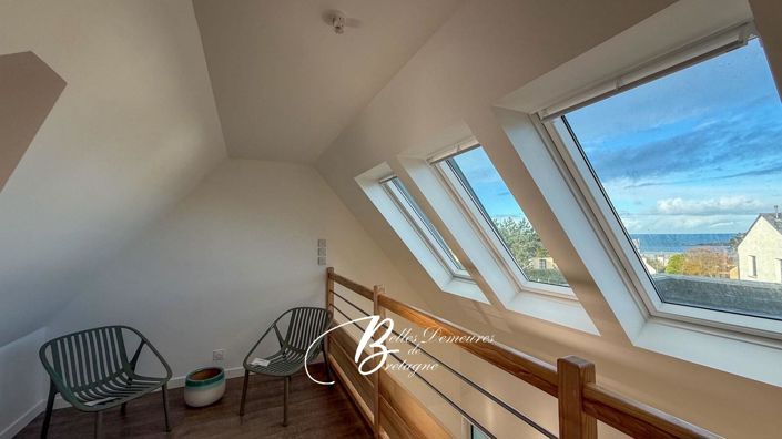 Image No.17-4 Bed House for sale