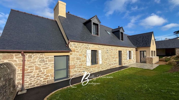 Image No.2-4 Bed House for sale