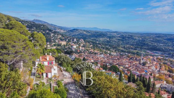 Image No.17-7 Bed House for sale