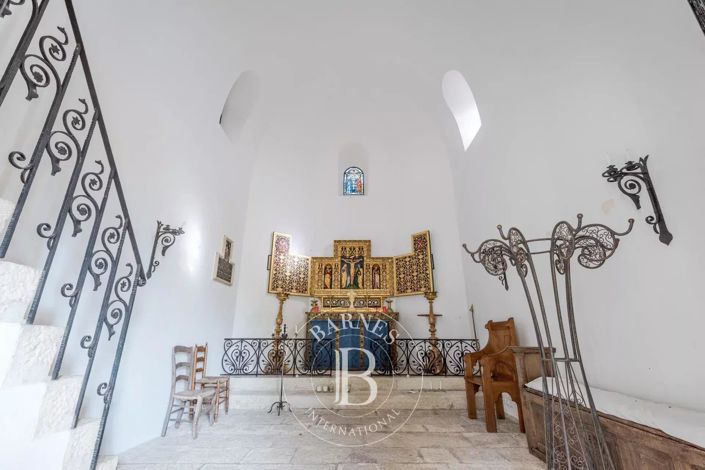 Image No.18-7 Bed House for sale