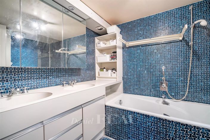 Image No.10-2 Bed Apartment for sale