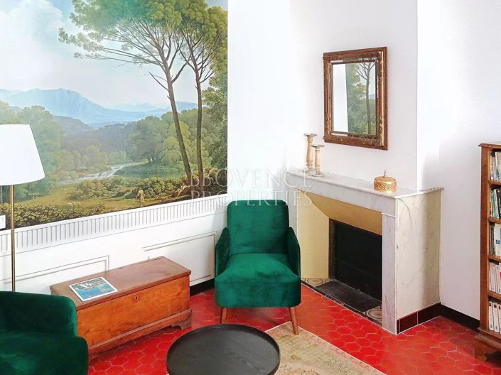 Image No.11-9 Bed House for sale