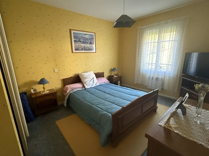 Image No.6-3 Bed House for sale