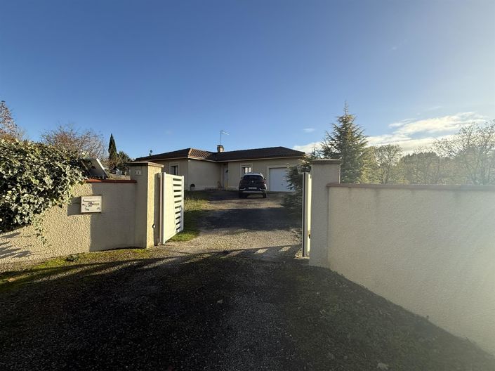 Image No.9-3 Bed House for sale