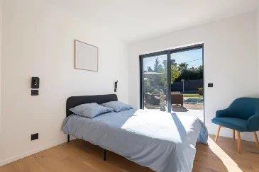 Image No.13-4 Bed House for sale