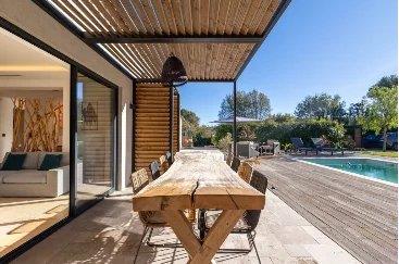 Image No.3-4 Bed House for sale