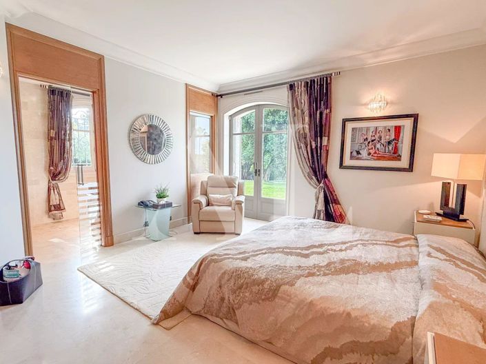 Image No.18-7 Bed House for sale