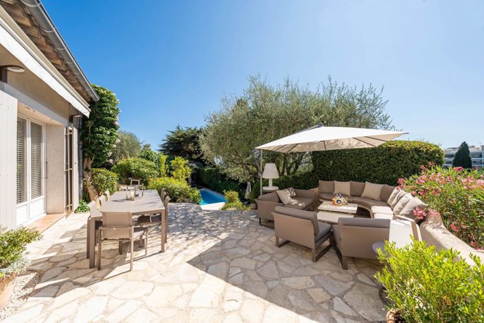 Image No.4-Maison de 4 chambres à vendre à Le Cannet