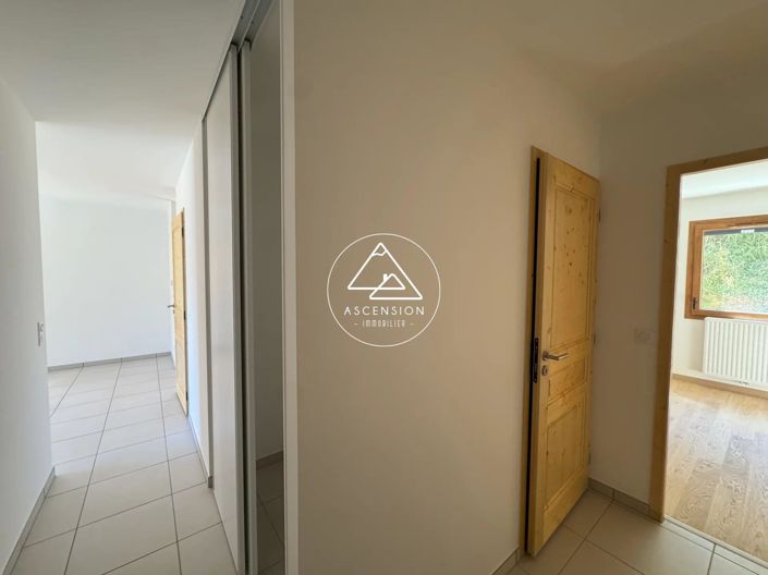 Image No.22-2 Bed Apartment for sale