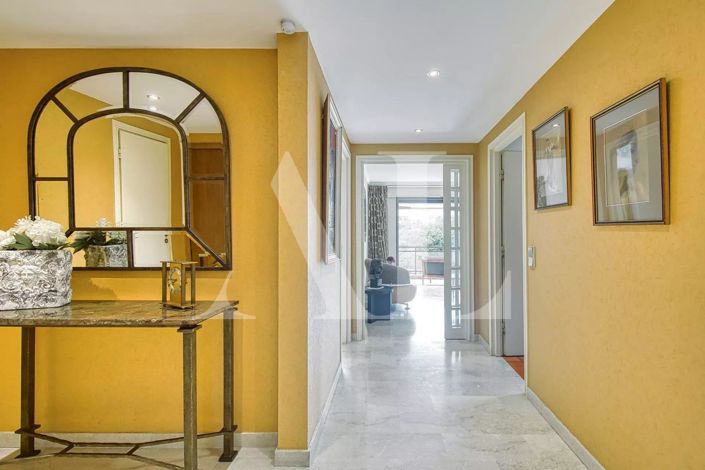 Image No.10-Appartement de 2 chambres à vendre à Cannes