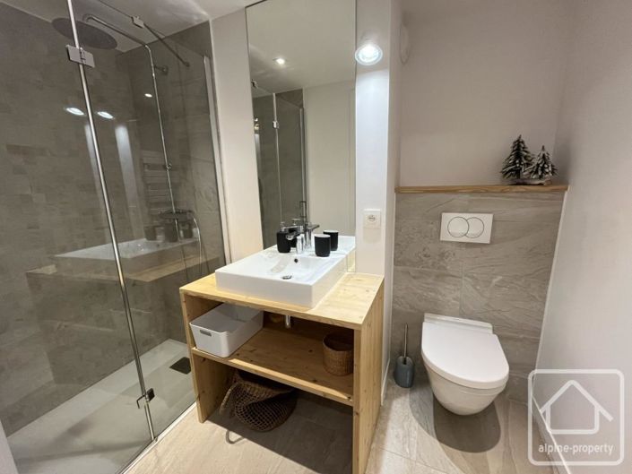 Image No.13-3 Bed Apartment for sale