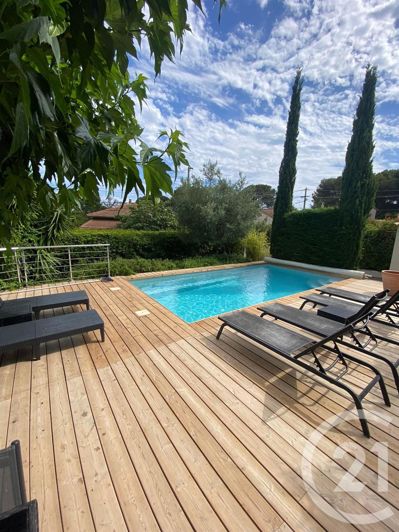 Image No.2-4 Bed House for sale