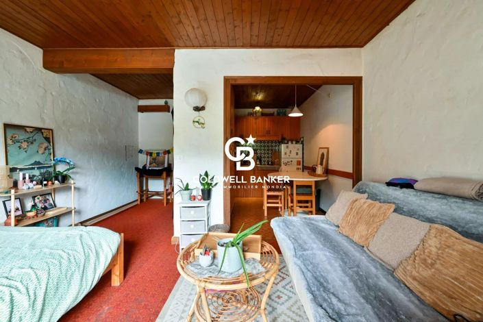 Image No.11-8 Bed House for sale