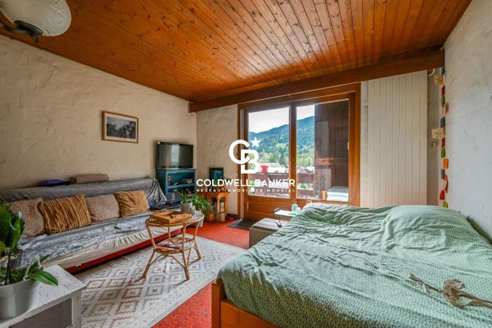 Image No.12-8 Bed House for sale